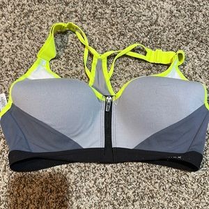 Victoria’s Secret Sport Zip Bra